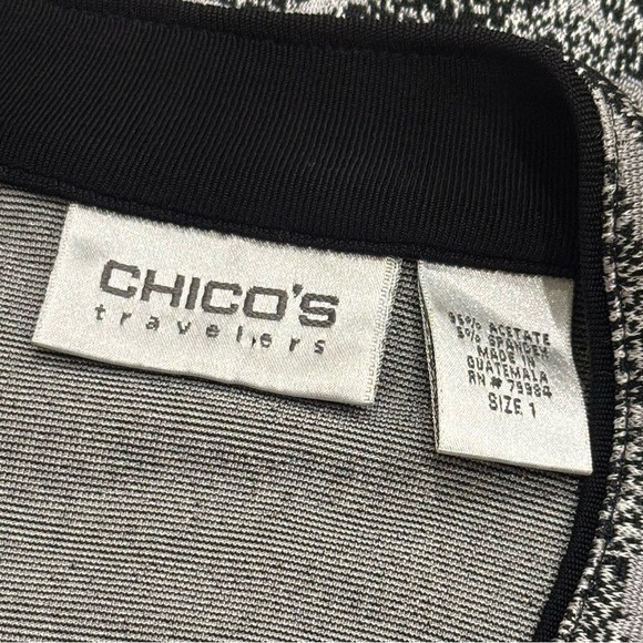 Chico's Travelers Silver Animal Print Long Sleeve Button Front Cardigan Size S - Picture 8 of 10